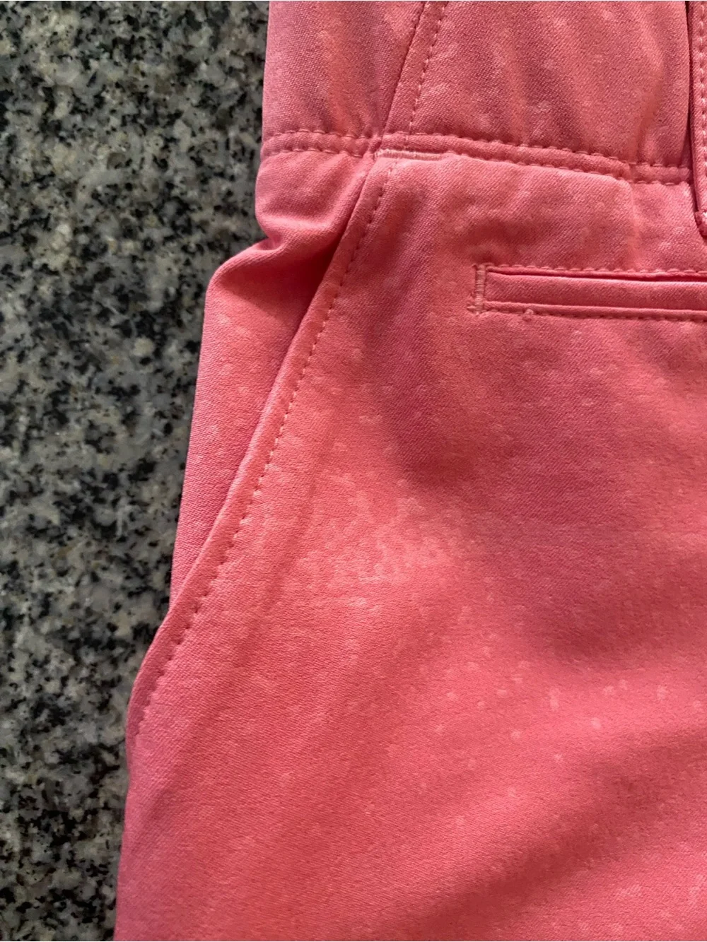 Under Armour NWOT Women’s Pink/Salmon Shorts Size 6